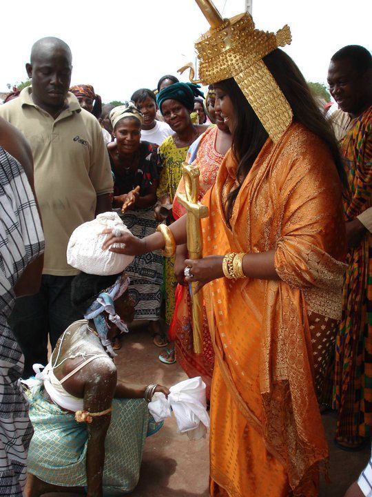 LA PLUS GRANDE VOYANTE DU MONDE ET D'AFRIQUE, MEILLEUR GUÉRISSEUR DU MONDE, RITUEL MAGIQUE POUR PACTISER AVEC MAMI WATA
